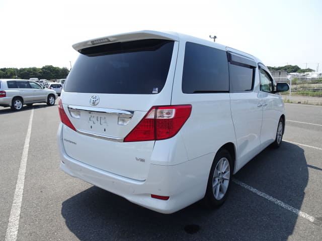 TOYOTA Alphard thumbnail 5