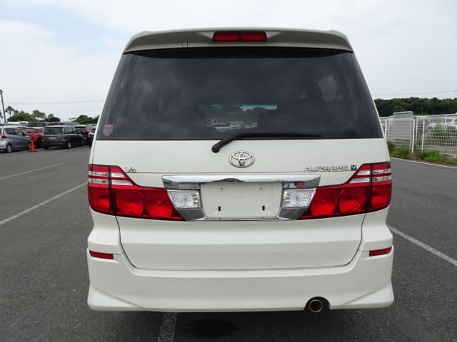 TOYOTA Alphard thumbnail 4