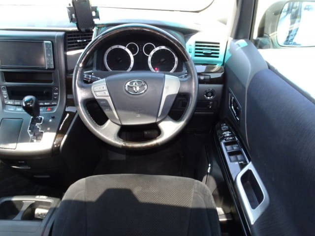TOYOTA Vellfire thumbnail 37