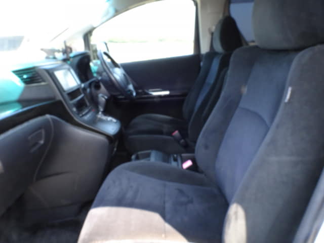 TOYOTA Vellfire thumbnail 28