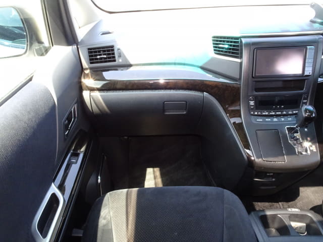 TOYOTA Vellfire thumbnail 38