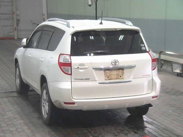 TOYOTA Vanguard thumbnail 5