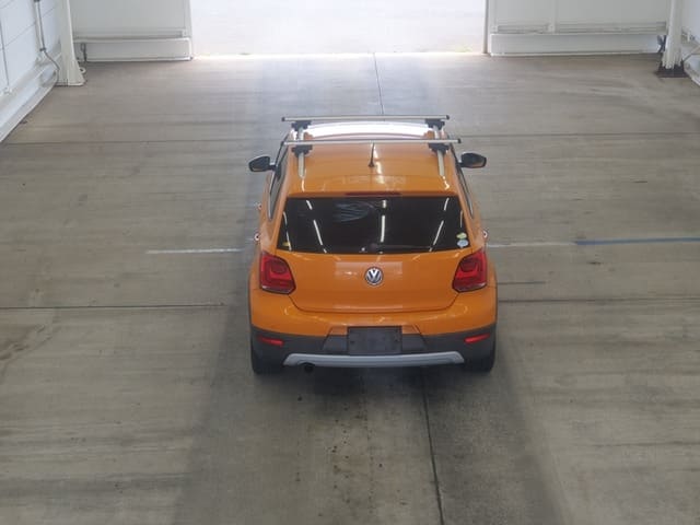 VOLKSWAGEN Polo thumbnail 6