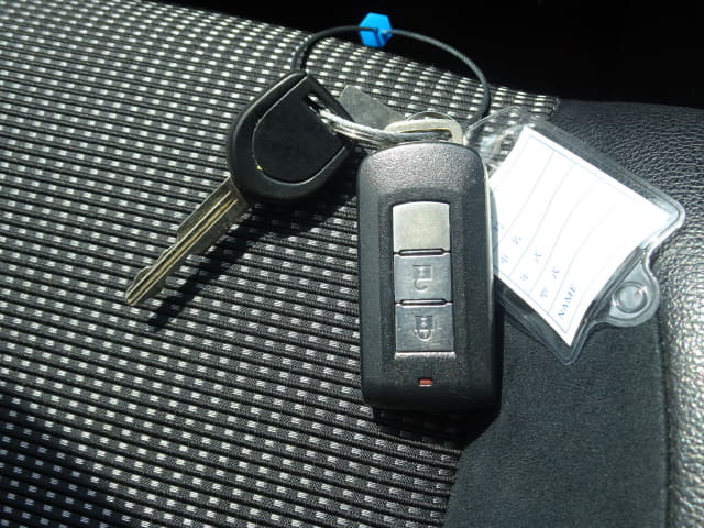MITSUBISHI Outlander thumbnail 39