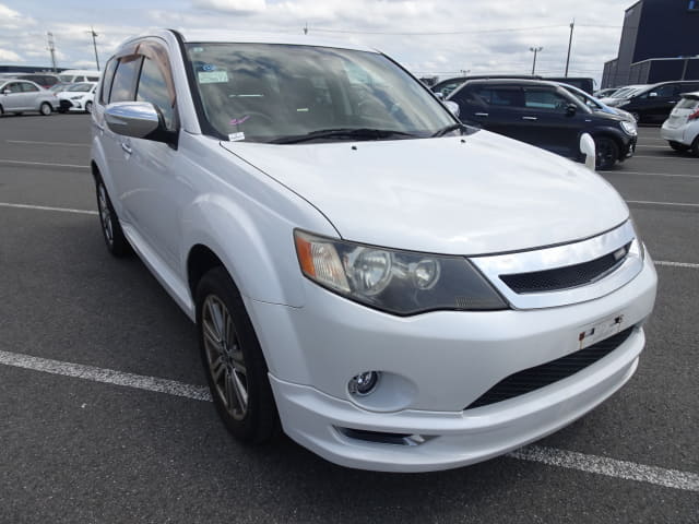 MITSUBISHI Outlander thumbnail 7