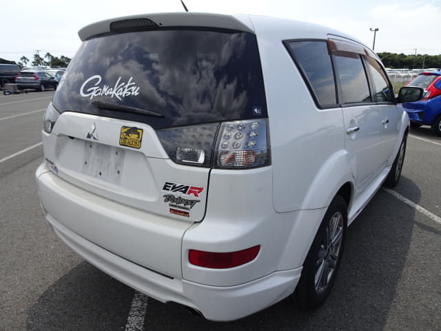 MITSUBISHI Outlander thumbnail 5