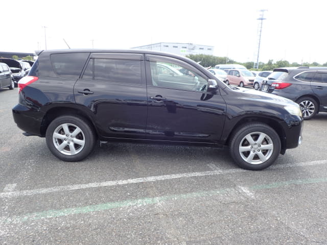 TOYOTA Vanguard thumbnail 6
