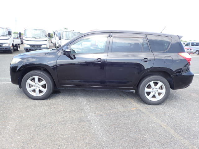 TOYOTA Vanguard thumbnail 2