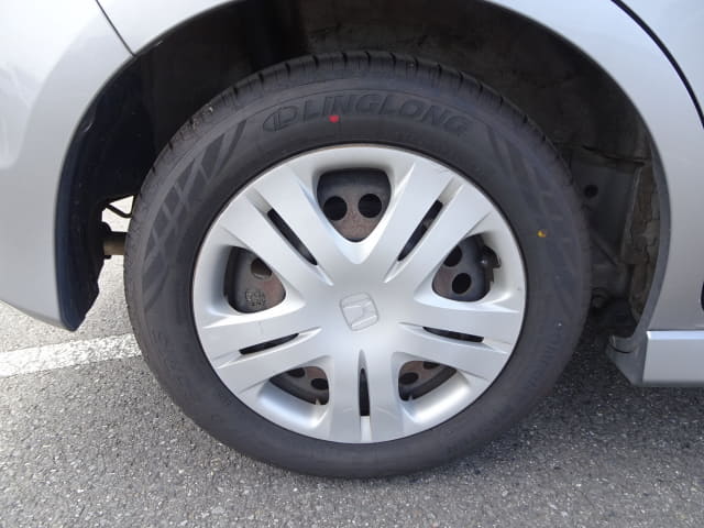 HONDA Fit thumbnail 11