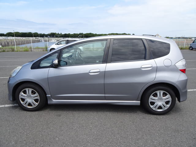 HONDA Fit thumbnail 2