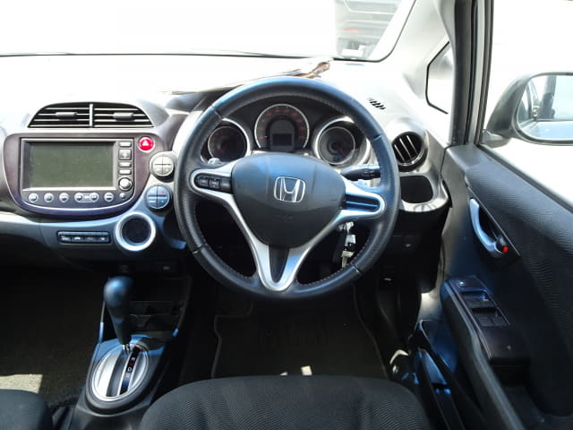HONDA Fit thumbnail 31