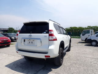 2011 TOYOTA Land Cruiser Prado