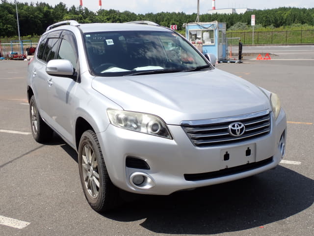 TOYOTA Vanguard thumbnail 7