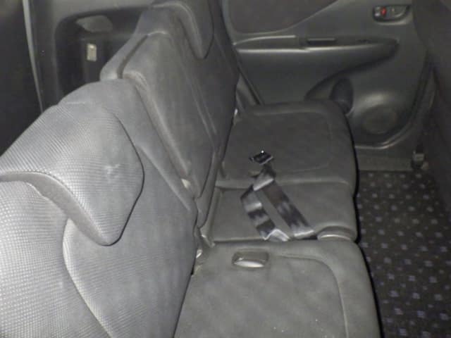 TOYOTA Ractis thumbnail 5