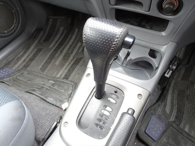 TOYOTA RAV4 thumbnail 39