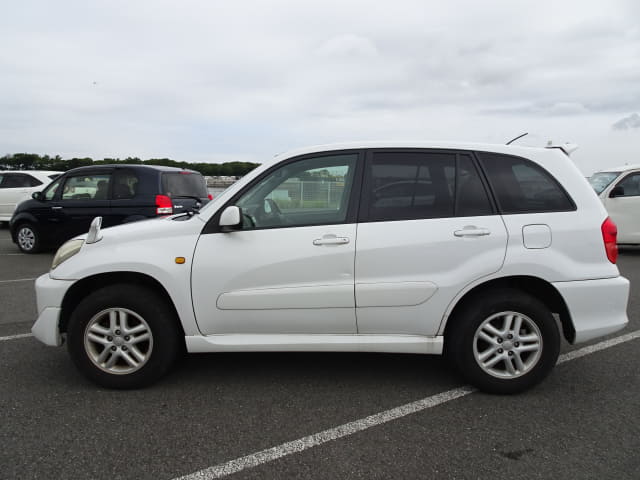 TOYOTA RAV4 thumbnail 2