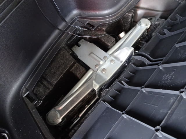 NISSAN X-Trail thumbnail 30