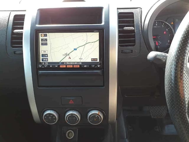 NISSAN X-Trail thumbnail 8