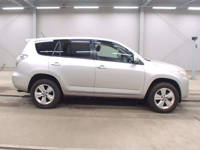 TOYOTA Vanguard thumbnail 5