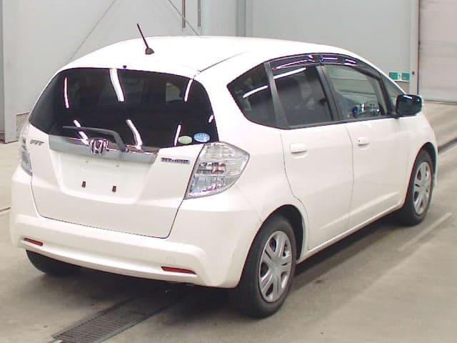 HONDA Fit Hybrid thumbnail 2
