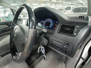 2005 TOYOTA Alphard