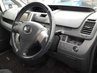 2009 TOYOTA Voxy