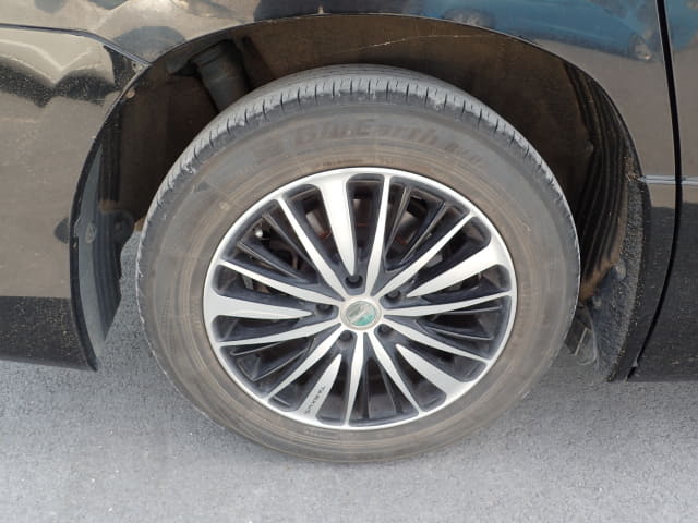 TOYOTA Vellfire thumbnail 11