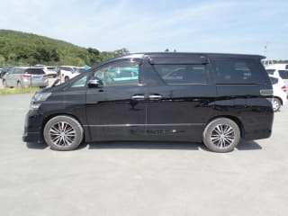 2010 TOYOTA Vellfire