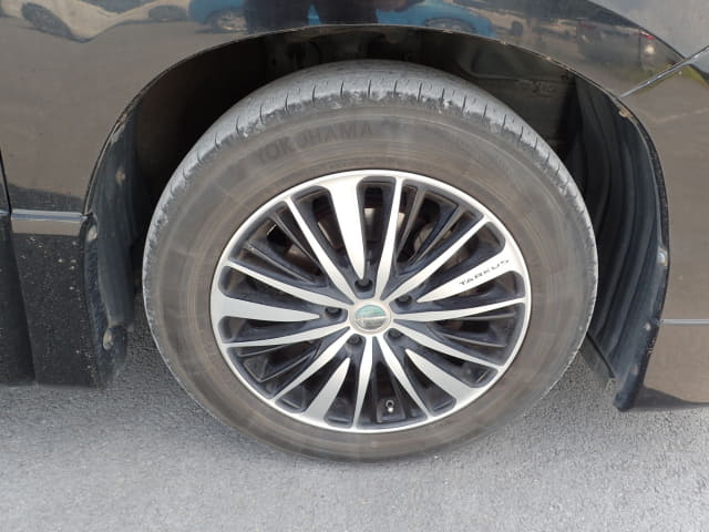 TOYOTA Vellfire thumbnail 12