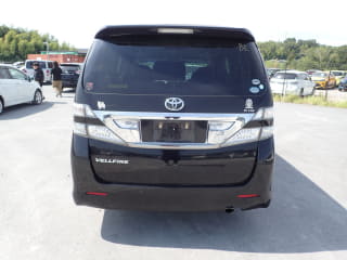 2010 TOYOTA Vellfire