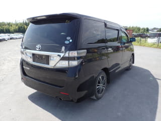 2010 TOYOTA Vellfire