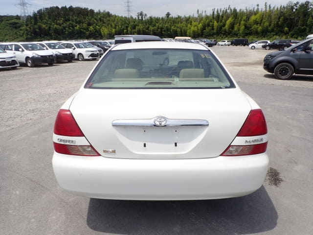 TOYOTA Mark II thumbnail 4