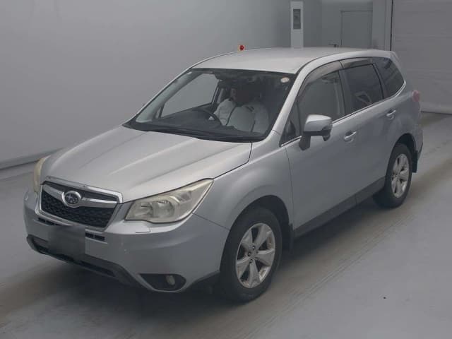 SUBARU Forester]