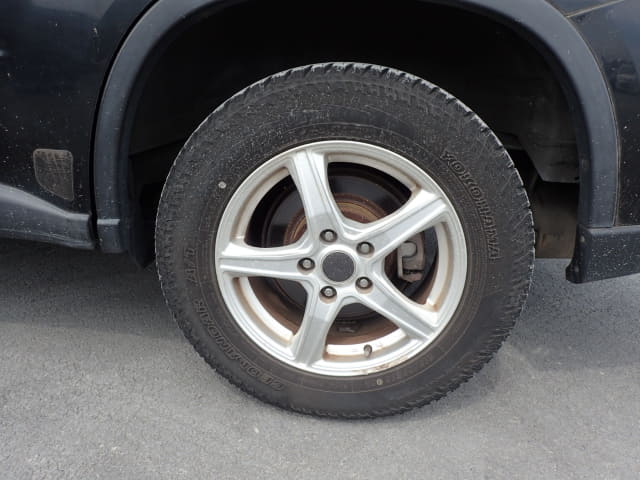 NISSAN X-Trail thumbnail 10