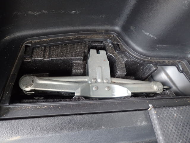 NISSAN X-Trail thumbnail 30