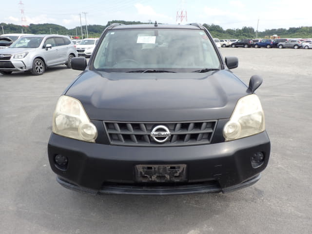 NISSAN X-Trail thumbnail 8