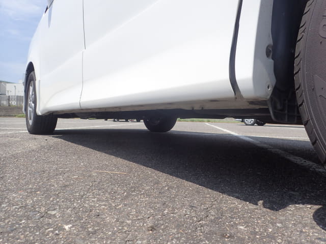 TOYOTA Voxy thumbnail 19