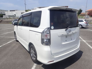 2009 TOYOTA Voxy