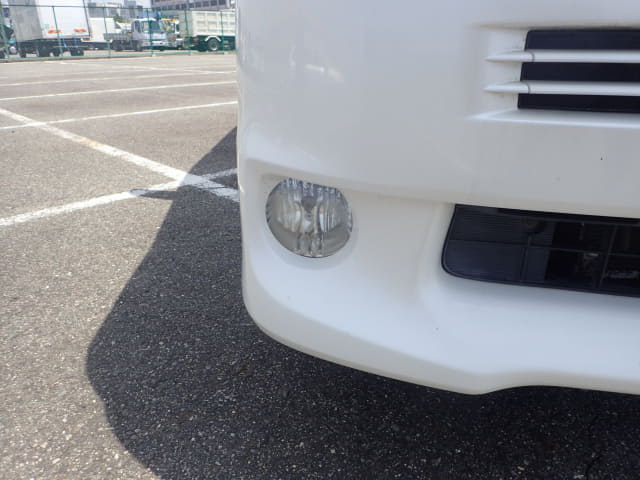 TOYOTA Voxy thumbnail 44