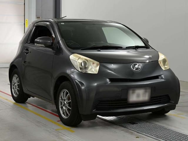 TOYOTA IQ thumbnail 6