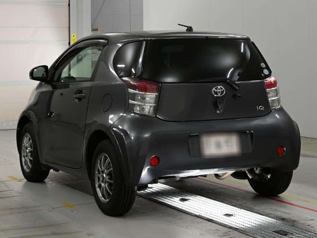 TOYOTA IQ thumbnail 7
