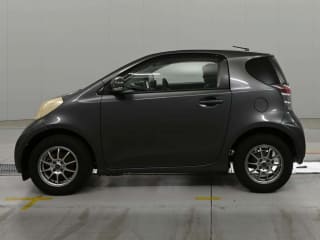 2011 TOYOTA IQ