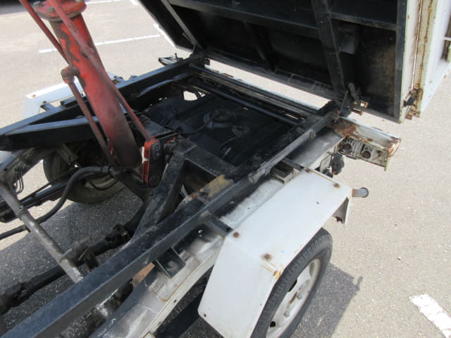 MITSUBISHI Minicab Truck thumbnail 38