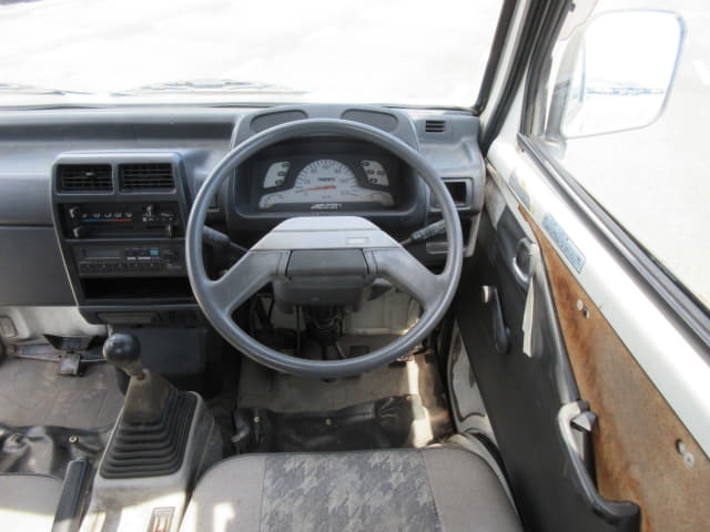 MITSUBISHI Minicab Truck thumbnail 28