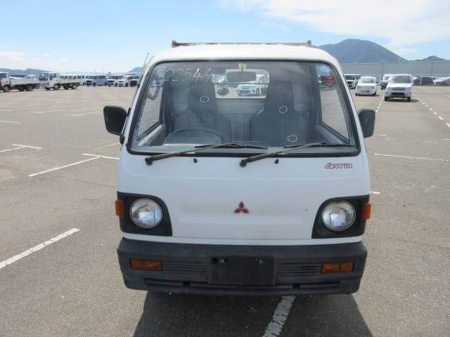MITSUBISHI Minicab Truck thumbnail 12