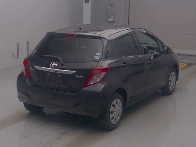 TOYOTA Vitz thumbnail 45