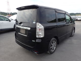 2009 TOYOTA Voxy