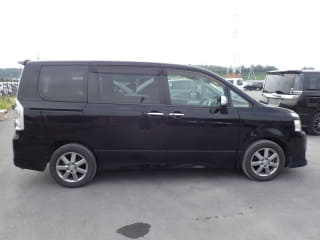 2009 TOYOTA Voxy