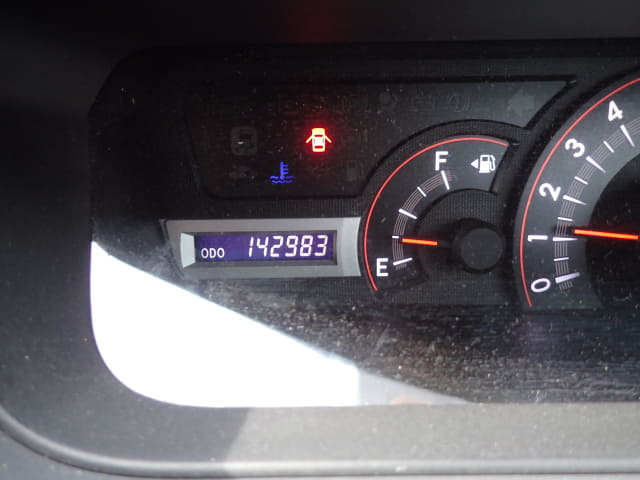 TOYOTA Voxy thumbnail 36