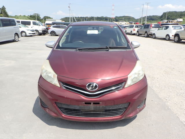 TOYOTA Vitz thumbnail 8